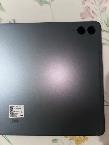 Tablet samsung, novinho, usado poucas vezes