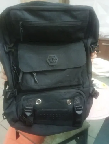 mochila preta