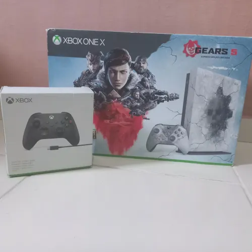Xbox One X 1 TB Edição Gears of War (edição limitada)