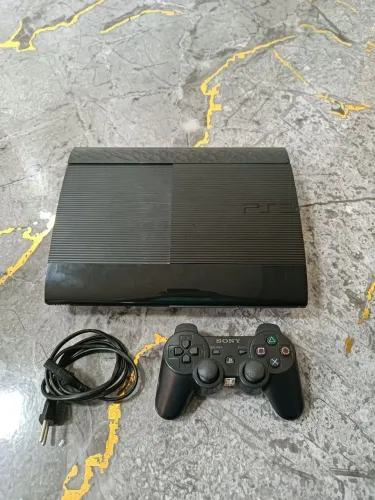 PlayStation 3 Super Slim 250GB Desbloqueado (HEN 4.93) + Jogos