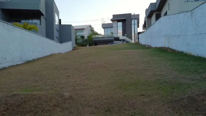 Terreno condomínio do lago