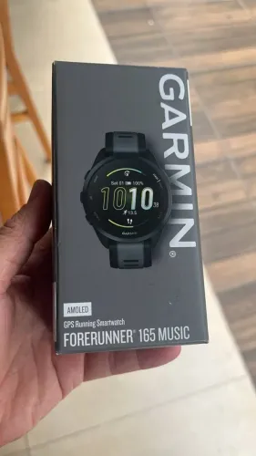 Garmin Forerunner 165 music