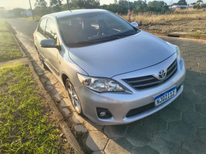 Toyota Corolla XEI 2.0 Flex 16V Aut. 2012