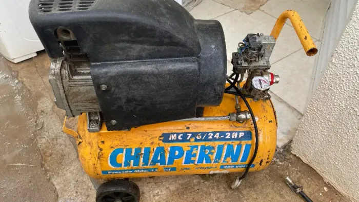  Compressor de ar chiaperini MC 7.6 24 - 2HP 230V 120PSi