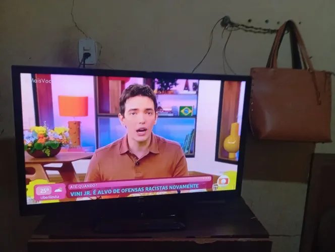 Tv LG 42 pol digital obs não e smart 