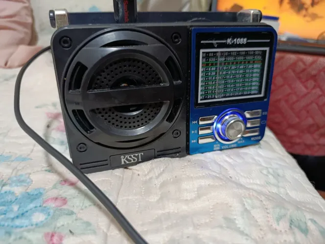 Caixa de som USB FM/AM