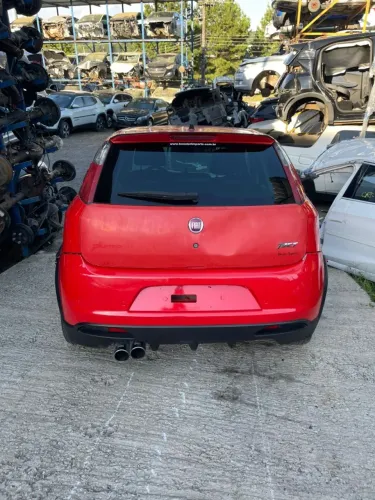 Parachoque Traseiro Fiat Punto Tjet 2010 Turbo Original