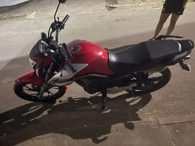 Novíssima ! bem pouco usada