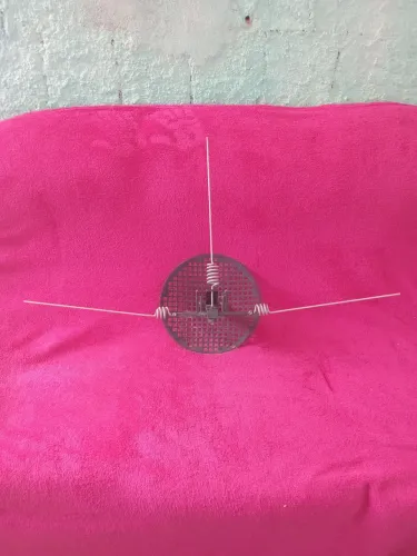 Antena  digital mini parabólica. 