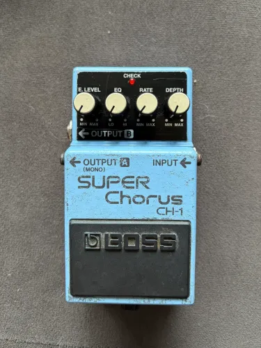 Pedal Boss Super Chorus CH-1