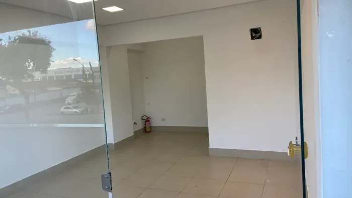 SALA COMERCIAL