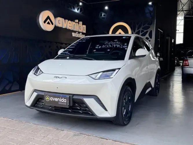 BYD Dolphin EV (Elétrico) 2025