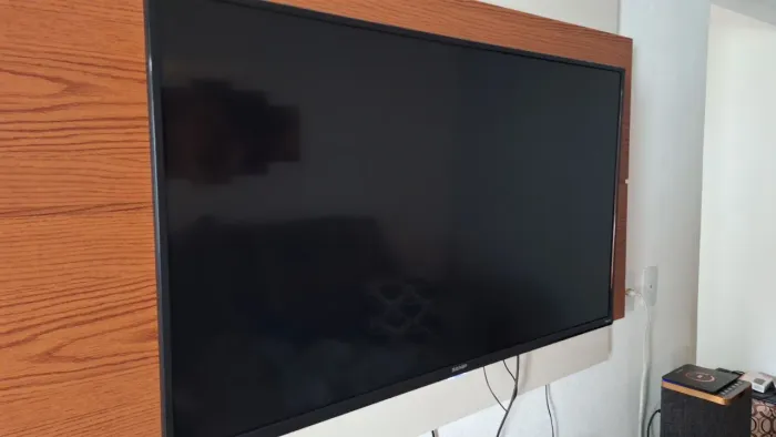 TV Semp Roku 43"