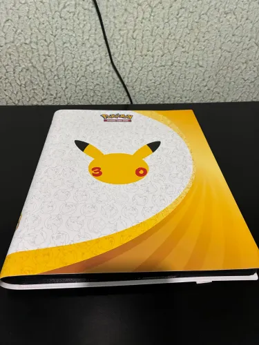 Fichário - Celebrações de 30 anos Pokémon