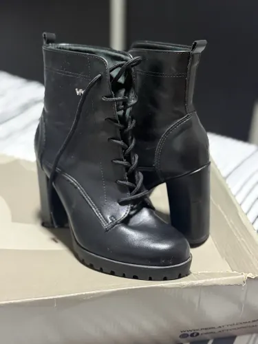 Bota Via Marte