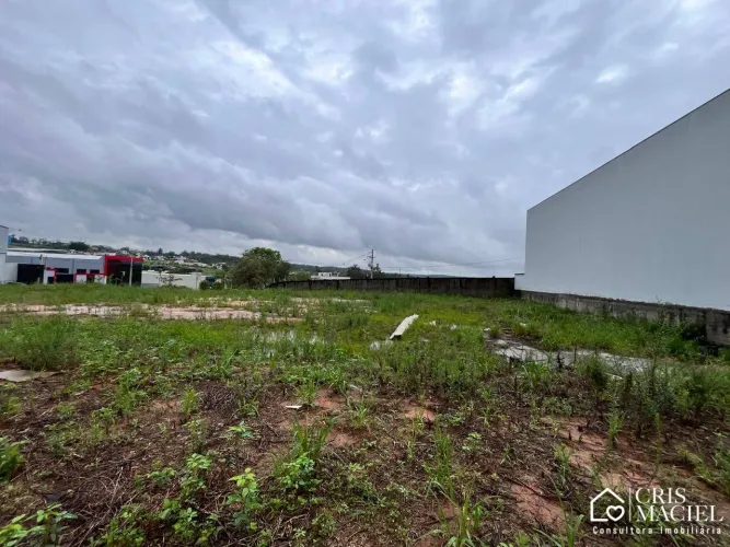 Terreno à venda no Loteamento Comercial Monte Castelo em Indaiatuba-SP!