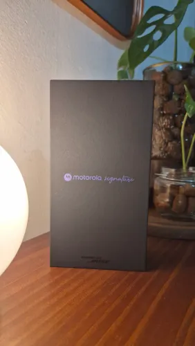 Motorola Signature - Verde Oliva/ 512GB
