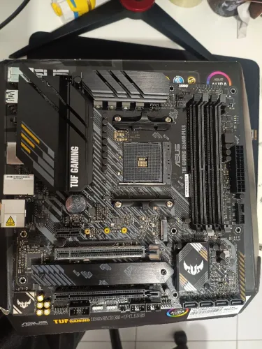 Placa Mãe ASUS TUF GAMING B550M-PLUS