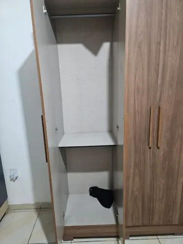 Guarda Roupa 8 Portas