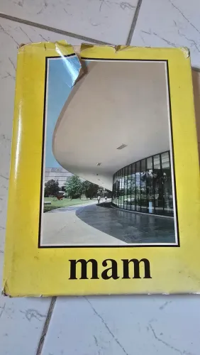 Livro MAM com as obras do Museu de Arte Moderna de São Paulo 