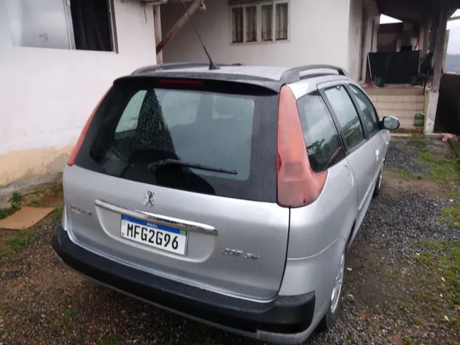 Peugeot 207 SW XR Sport 1.4 Flex 8V 5P 2009