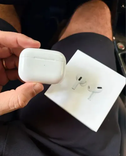 AirPods Pro 1ª geração, com caixinha e manuais originais