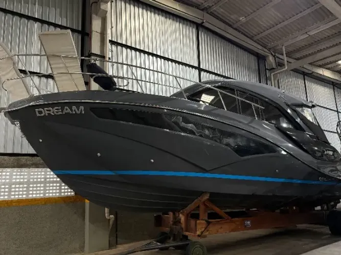 NX 41 HORIZON - Embarcação com Ar Condicionado