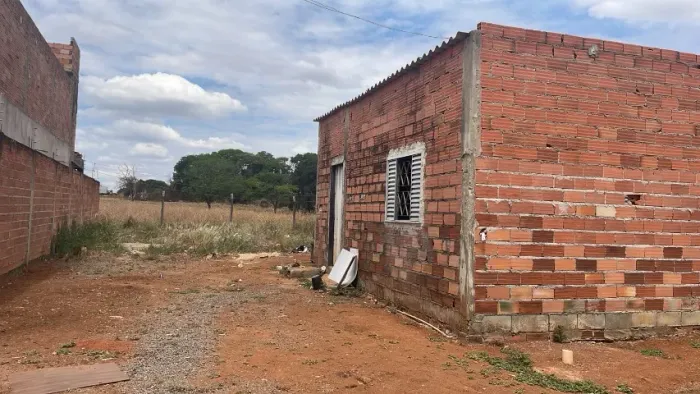 VENDO ÁGIO 70 MIL SOMENTE AVÍSTA. NÃO FAÇO TROCA.