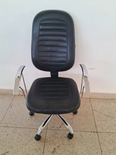 Vendo cadeira de escritório