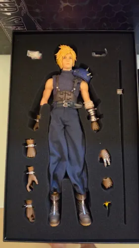 Cloud Strife 1/6 Regular VTS Toys em perfeito estado