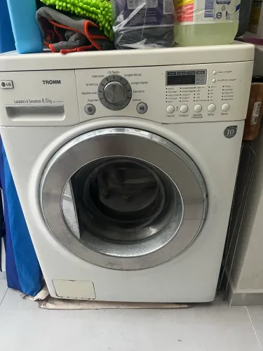 Máquina lavar lava e seca