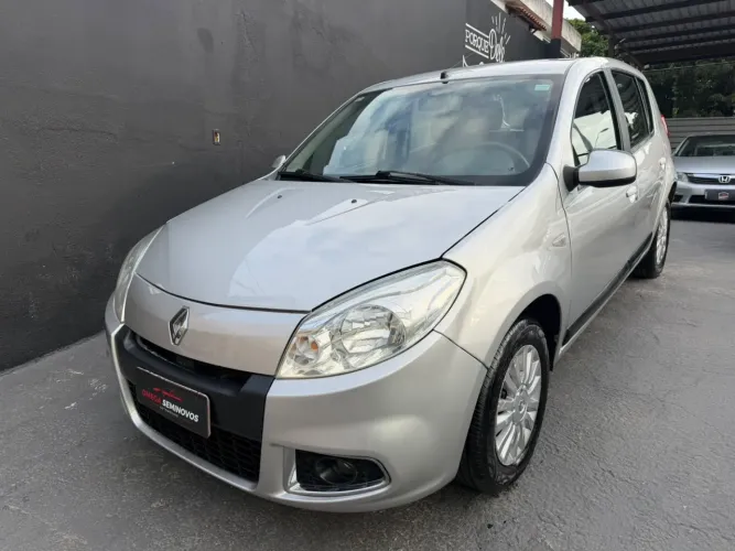 Renault Sandero Privilège Hi-flex 1.6 16V 5P AUT 2012