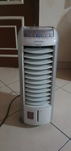 Climatizador e umidificador de ar electrolux