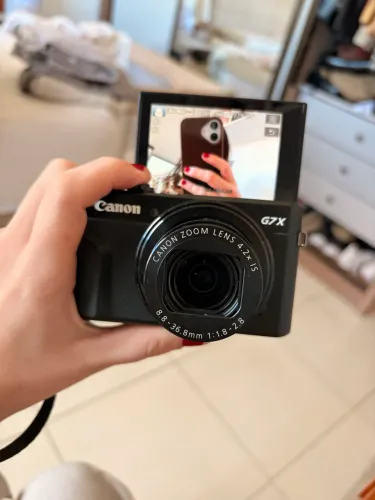 Canon G7x Mark II