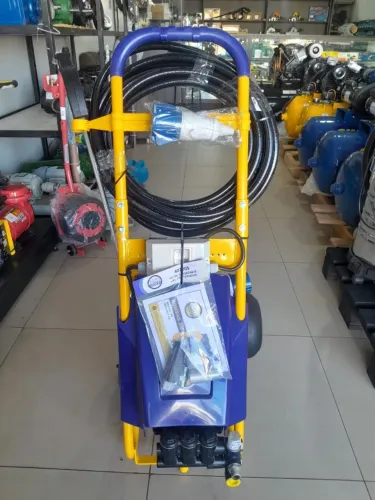 BOMBA ZM 30L MONOFÁSICA 220V