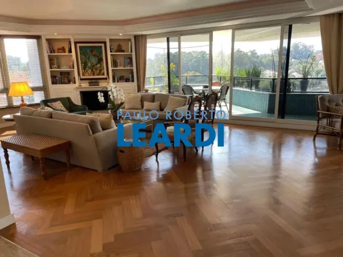 APARTAMENTO - REAL PARQUE - SP