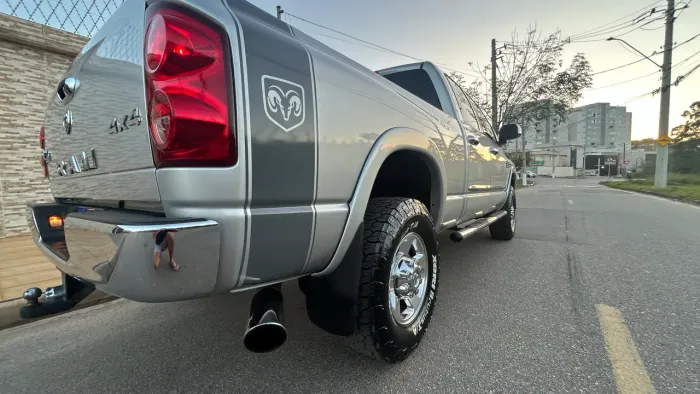 Dodge Ram 2500 H.duty 5.9 SLT 24V CD 4X4 Dies. 2009