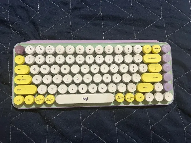 Teclado Logitech Pop Keys