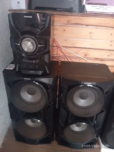 Vendo um Mini Systen Samsung 