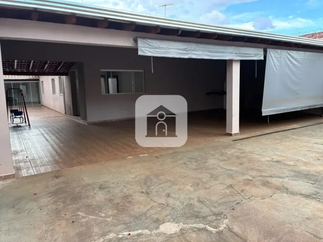 Casa para venda no bairro Lídice