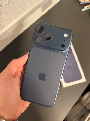 iPhone 17 pro max 256gb