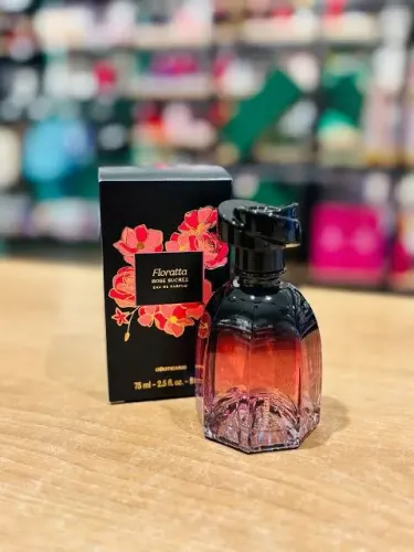 Vende se perfume o boticário