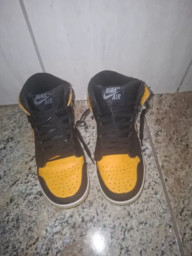  Nike Air Jordan 1 Retro High, 37