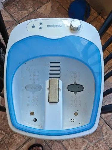 Vendo banheiro de hidromassagem para manicure aquece a água e tem hidro