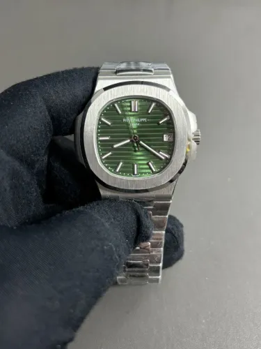 Relógio Patek Philippe Nautilus Referência Mostrador Verde