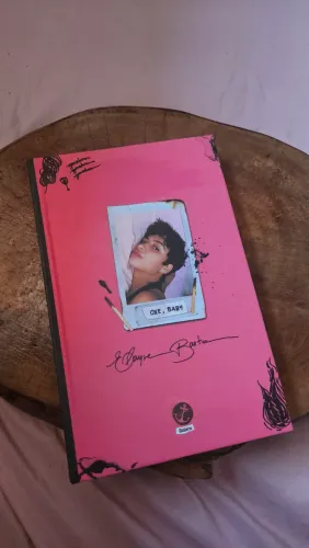 Livro Oxe, Baby - Elayne Baeta (Capa Dura)