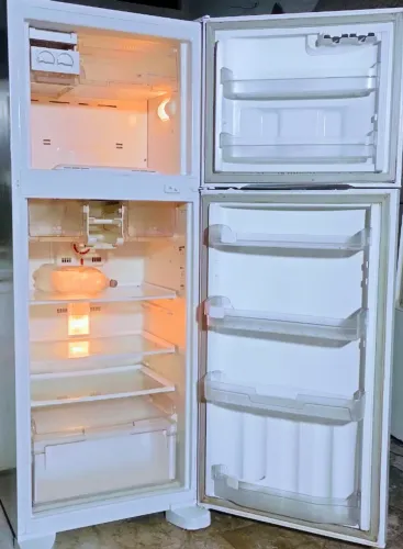 Geladeira Brastemp Frost Free 