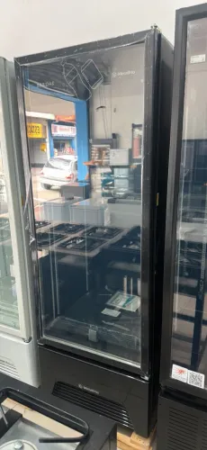 Expositora Metalfrio 403 litros novo para refrigerantes água e sucos consultar valor