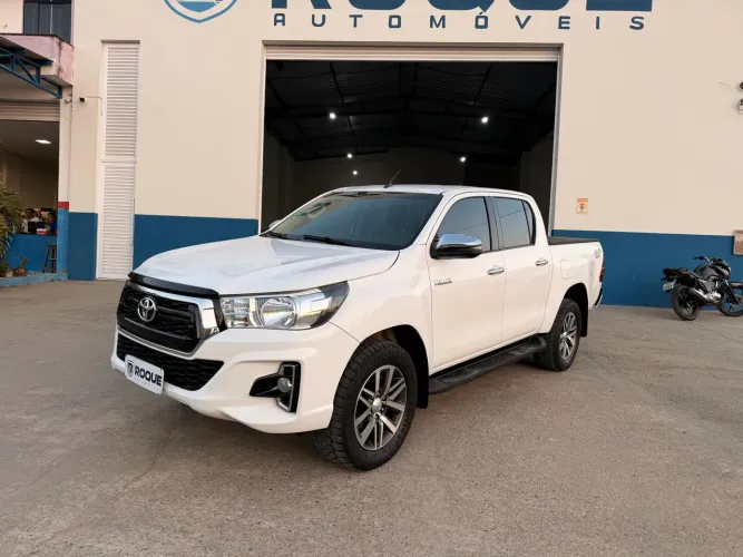Toyota Hilux CD SRV 4X4 2.8 TDI Diesel Aut. 2020