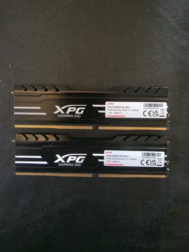 Memória RAM XPG Gammix D10 2x8GB 3200MHz DDR4 CL16
